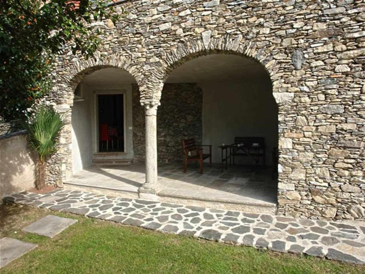 Domus Cusiana Complesso Vista Lago E Piscina Miasino Exterior photo
